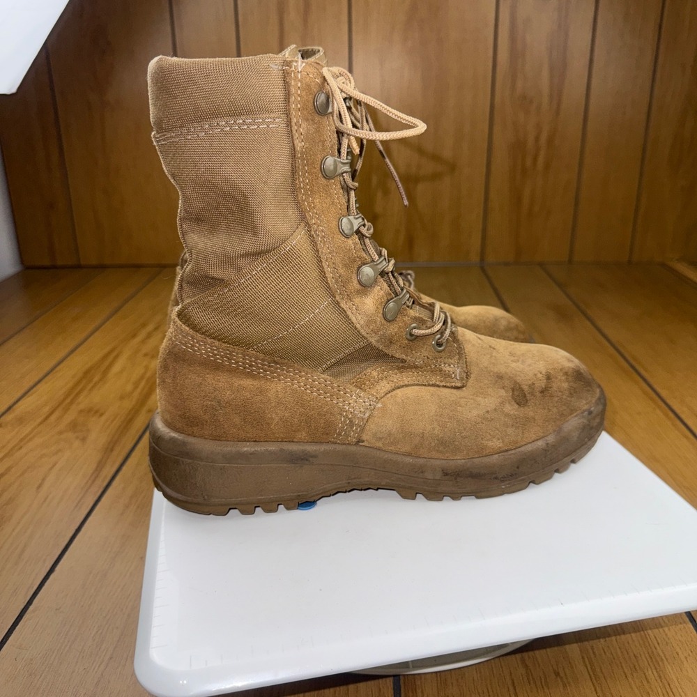 Belleville AHWC Military Combat Boots Brown Suede Vibram 5.5 XW Made in USA